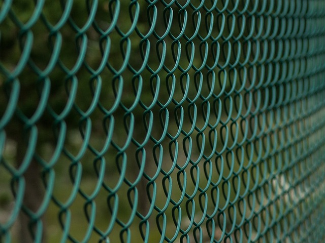 What Are The Differences Between Commercial Fencing And Residential Fencing?